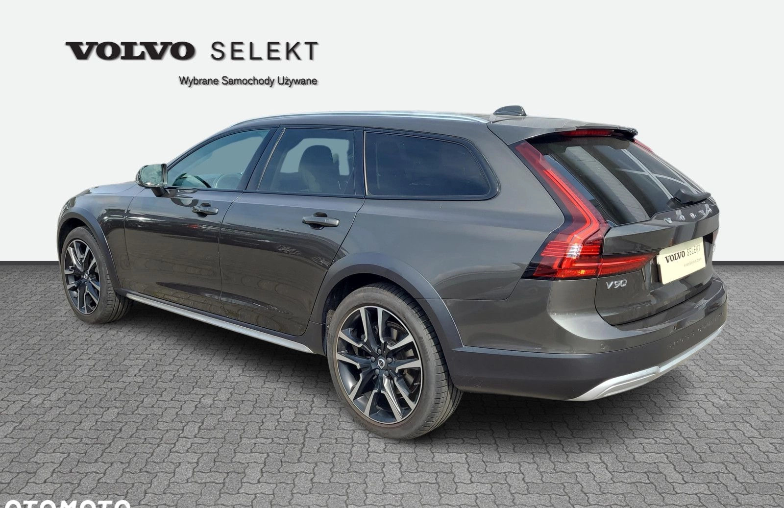 Volvo V90 Cross Country cena 232000 przebieg: 50000, rok produkcji 2020 z Sulechów małe 704